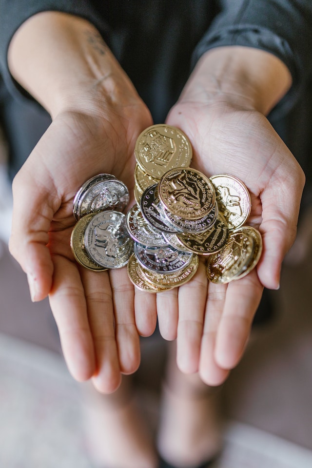 person giving money